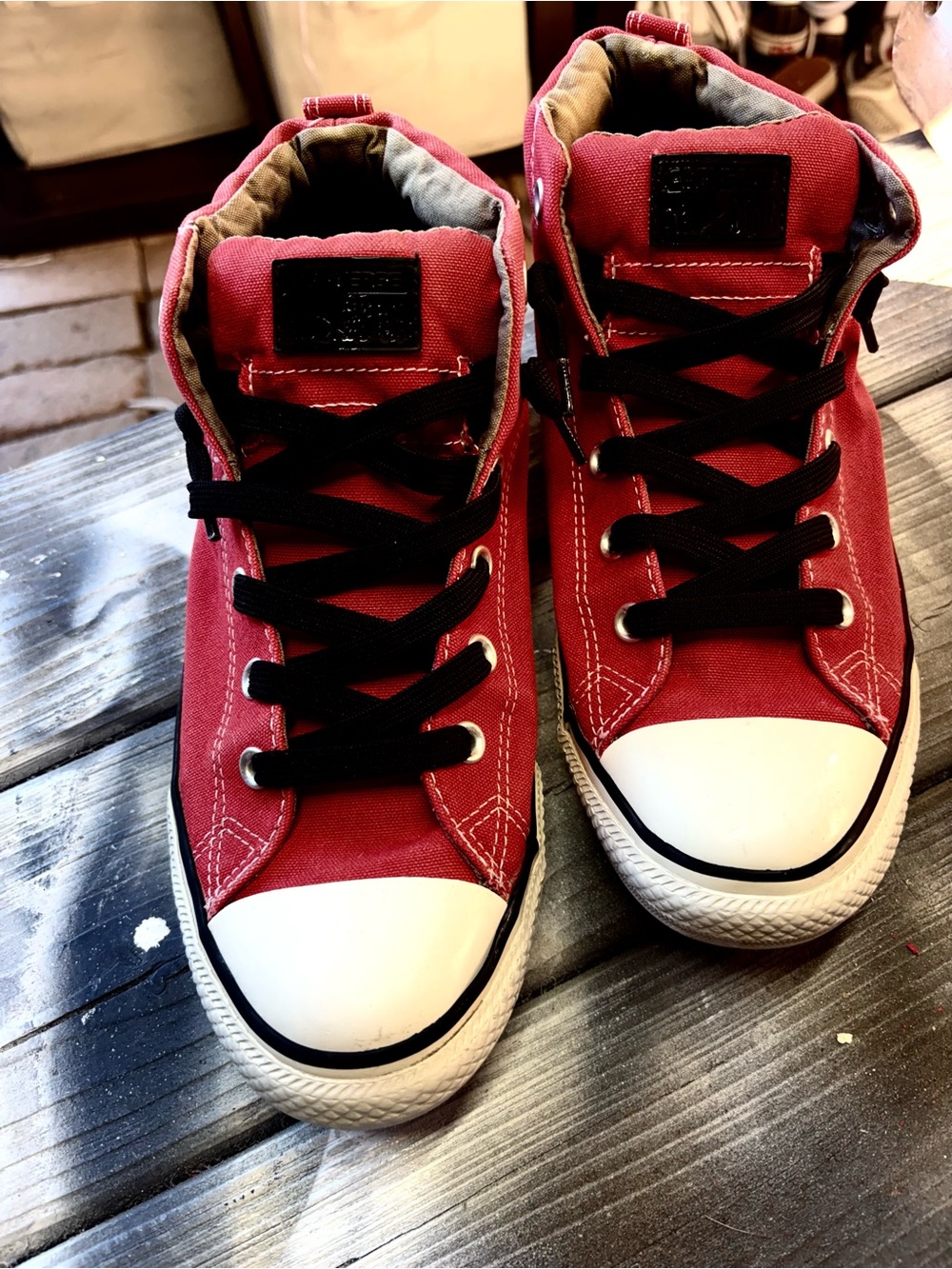 Red Converse sneakers with white toe cap #skateboarding #classic Mens 9.5